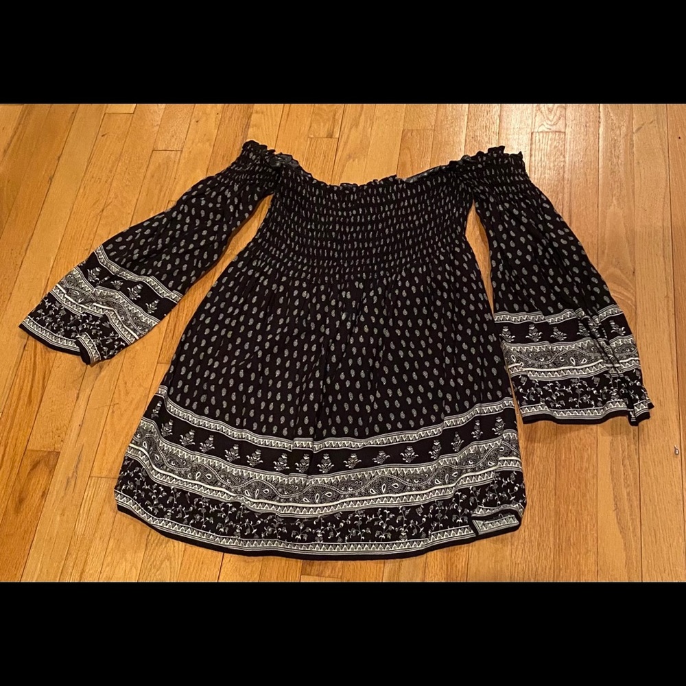 Ecotè Urban Outfitters Off the Shoulder Dress